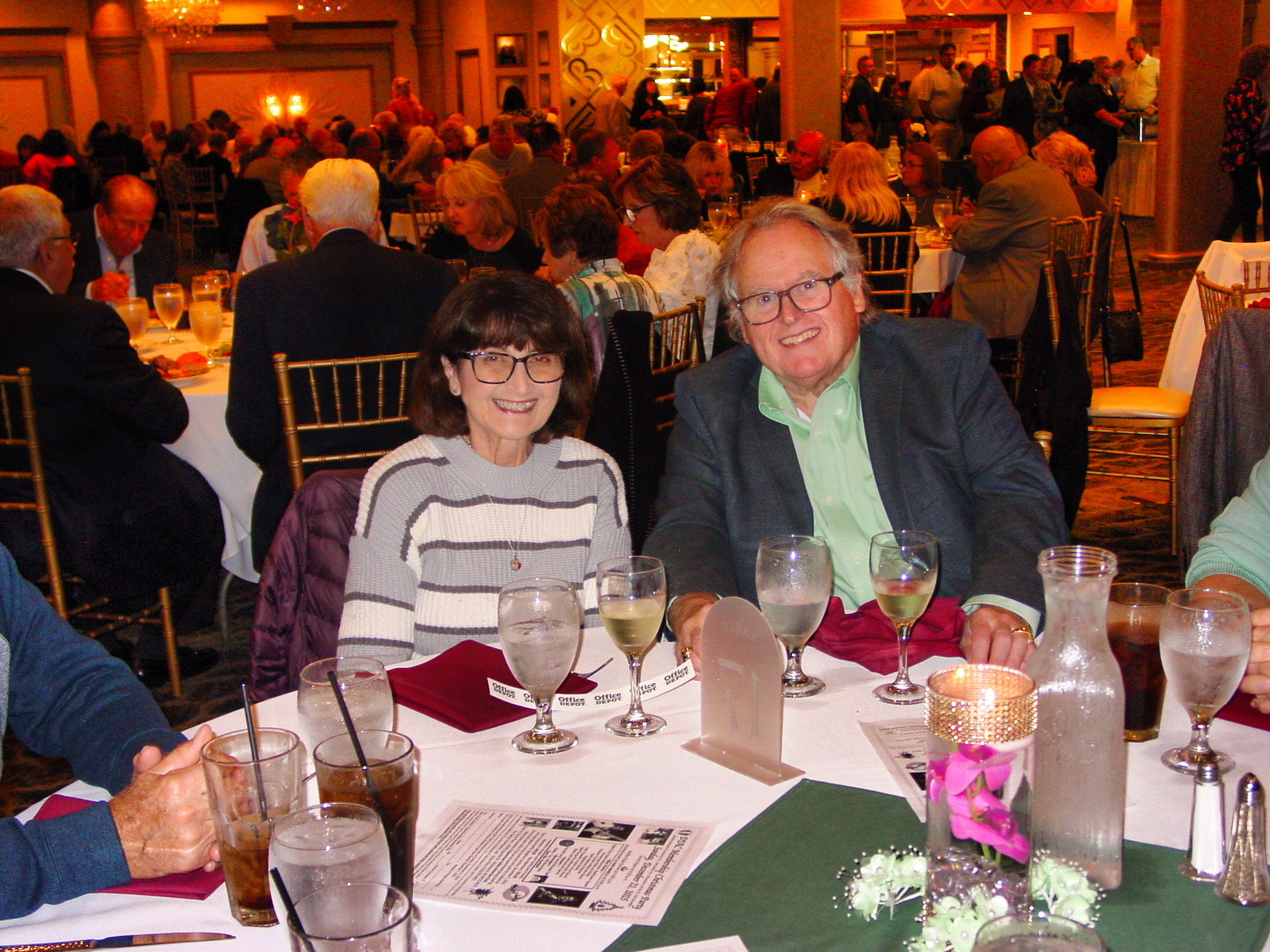 ./Gallery/2025 Legends Live Dinner Show/DSC00552.jpg